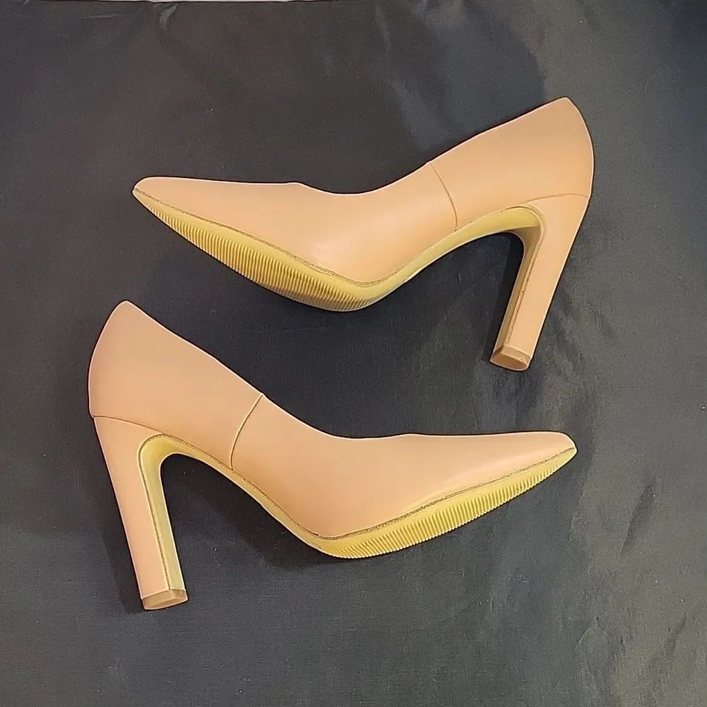 BRAND NEW A.NEW DAY POINTED TOE WOMEN"S SLIP-ON SUE BLOCK HEEL PUMPS - Picture 8 of 16